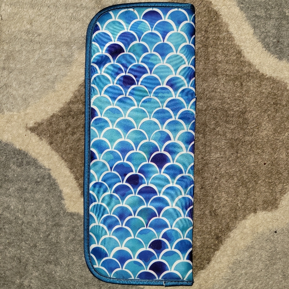 Caboodles Heat-Resistant Hot Hair Tool Storage Sleeve Travel Pouch Curling Iron - Picture 2 of 5